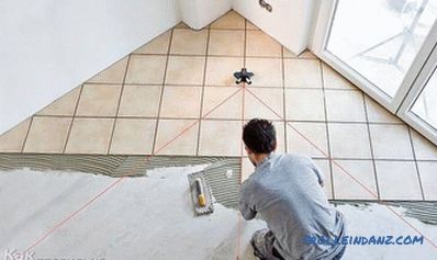 Polaganje keramičkih pločica čini se na zidovima, na podu